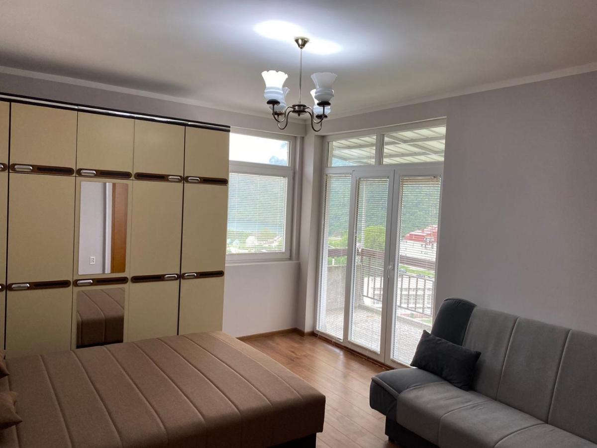 פלוזינה Linden Apartment מראה חיצוני תמונה