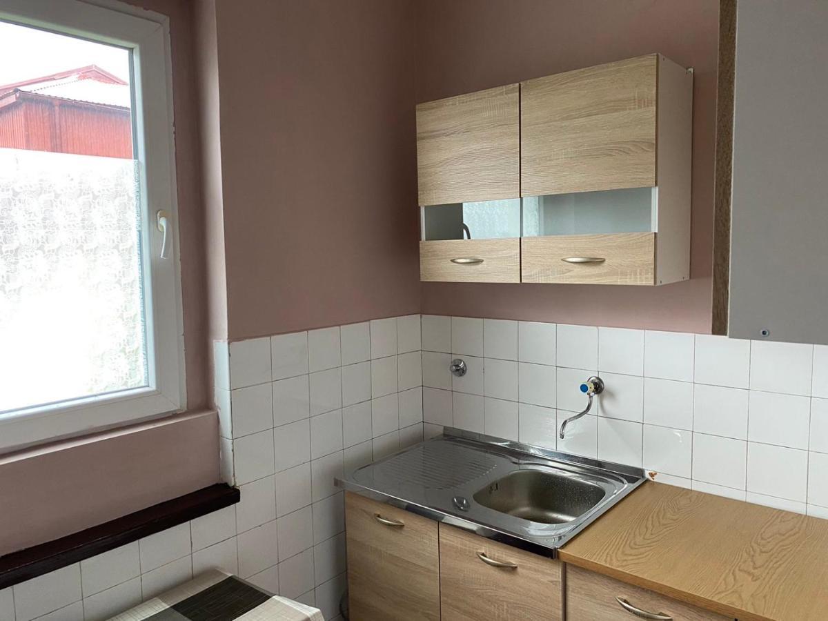 פלוזינה Linden Apartment מראה חיצוני תמונה